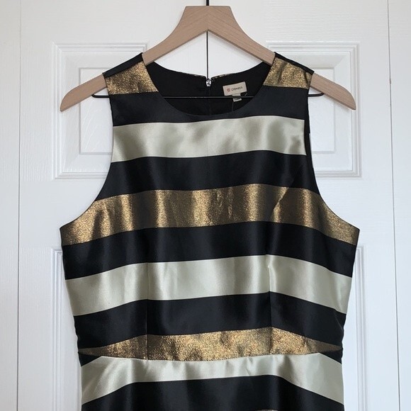 NWT Cremiuex Jocelyn Metallic Stripe Holiday Glam Fit & Flare Dress 10 - Picture 2 of 7